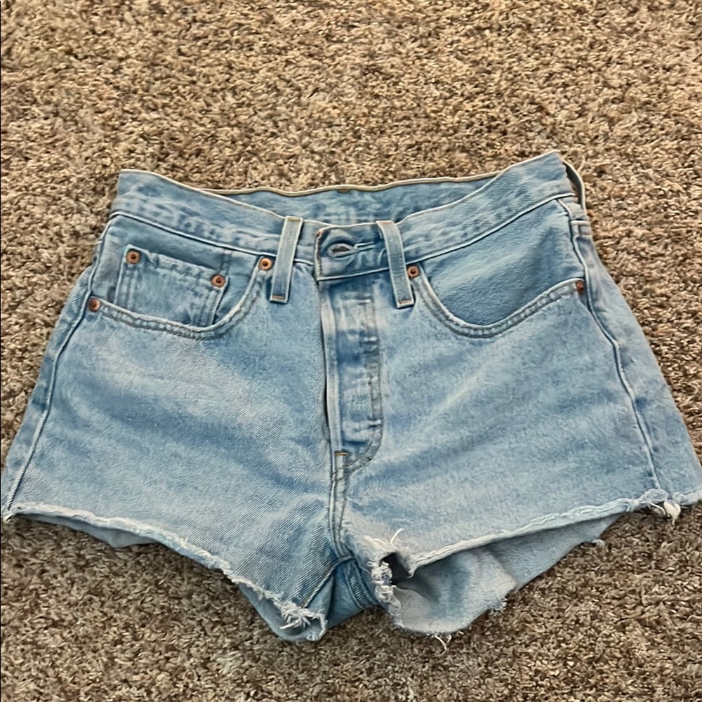 Levi’s 501 jean shorts